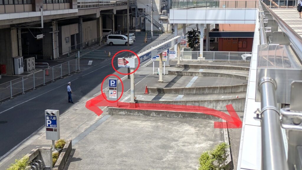 YAMADA LABI1高崎 駐車場
